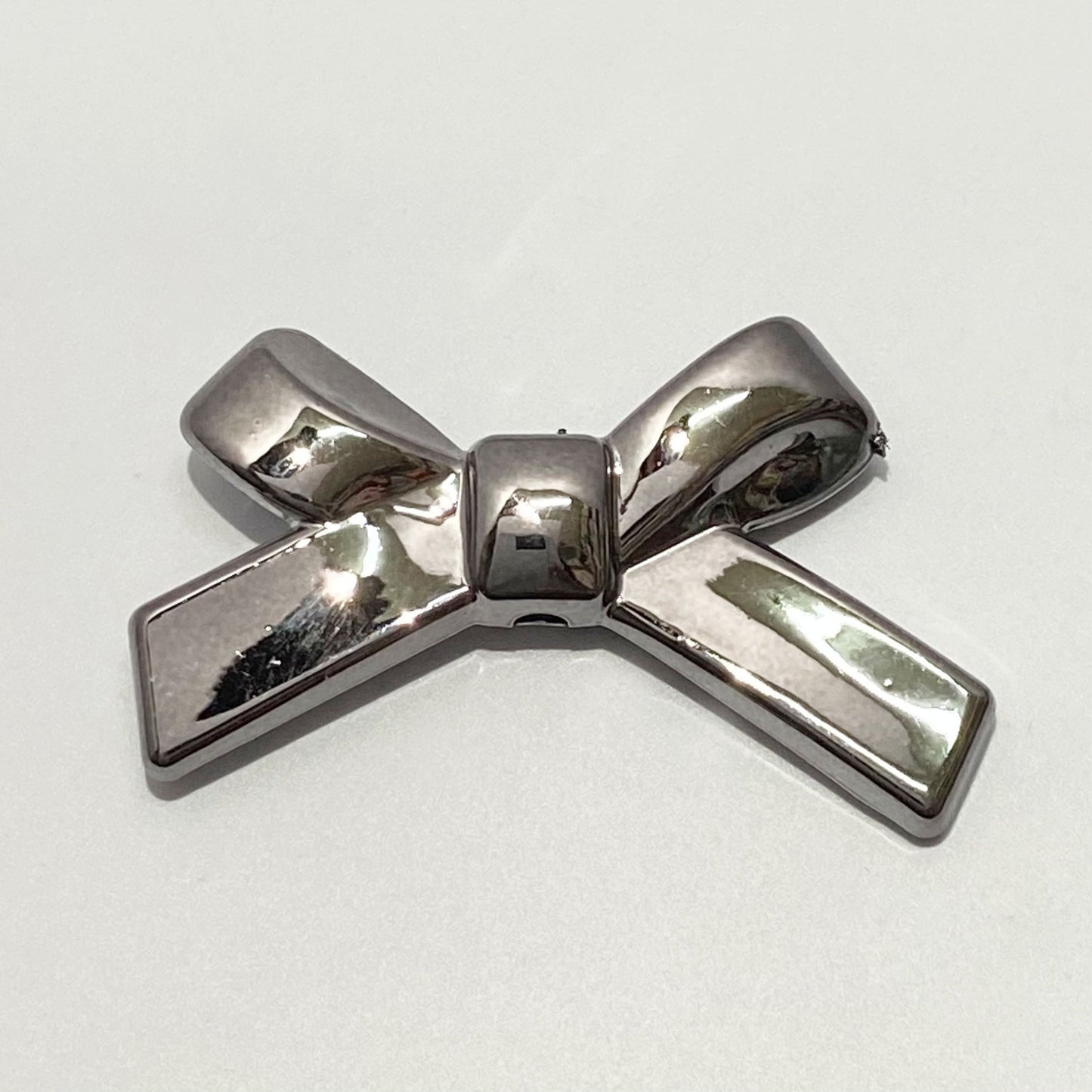 C.<AH00>銃色の金属製複数パターンの DIY ビーズ付きスマホチェーンアクセサリー
