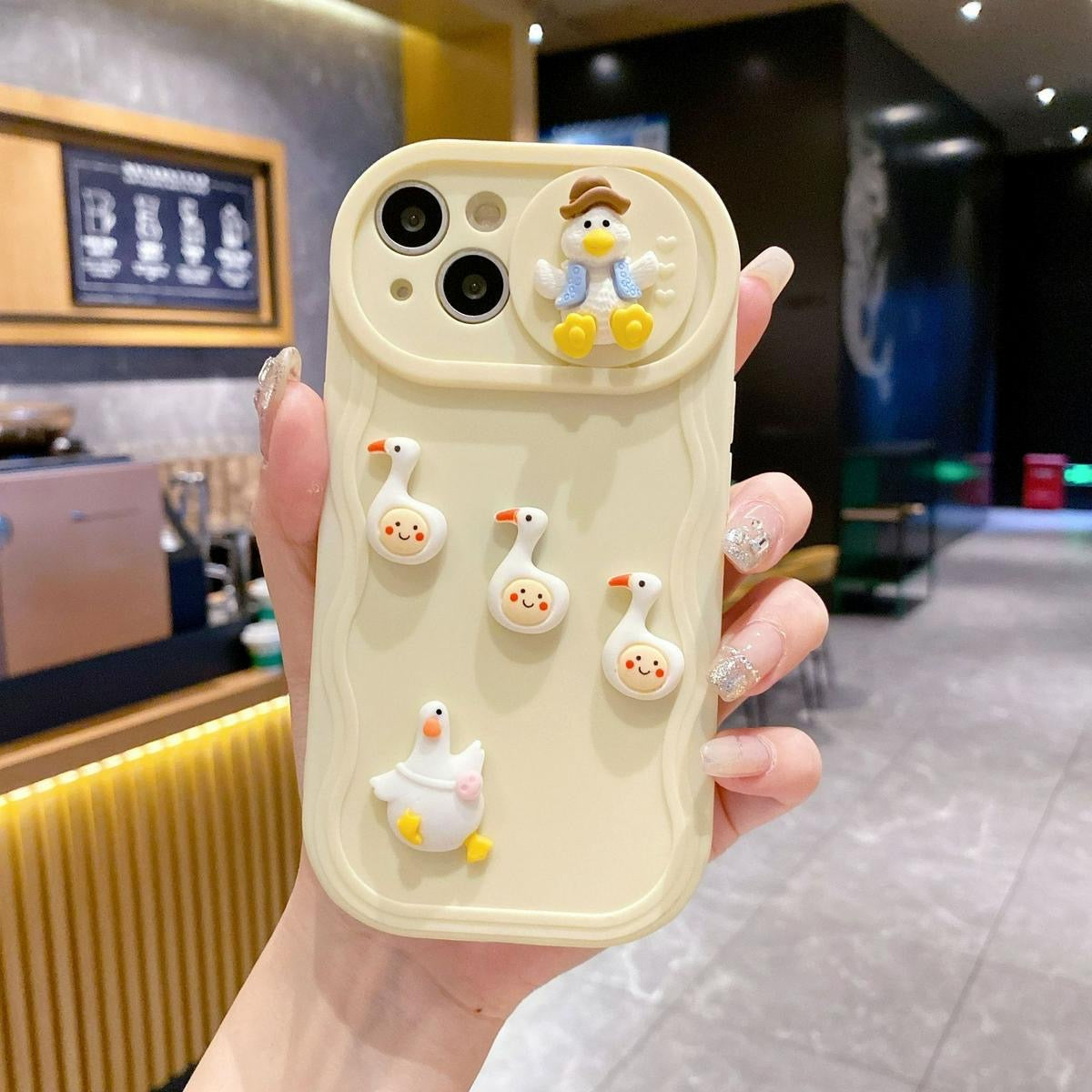 iPhone用 ケース スライド式カメラカバー 耐衝撃 可愛いアヒル レンズ保護 アイフォン用 スマホケース 防塵 人気 落下防止 滑り止め 指紋防止 携帯カバー