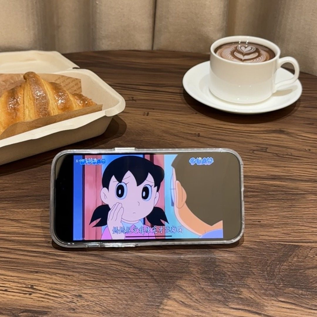 iPhone14対応 カバー iPhoneケース 漫画 韓国 面白 イヌシロ ワンちゃん 動物 スタンド おしゃれ おもしろ スマホケース 薄型ケース かっこいい アップル 携帯ケース