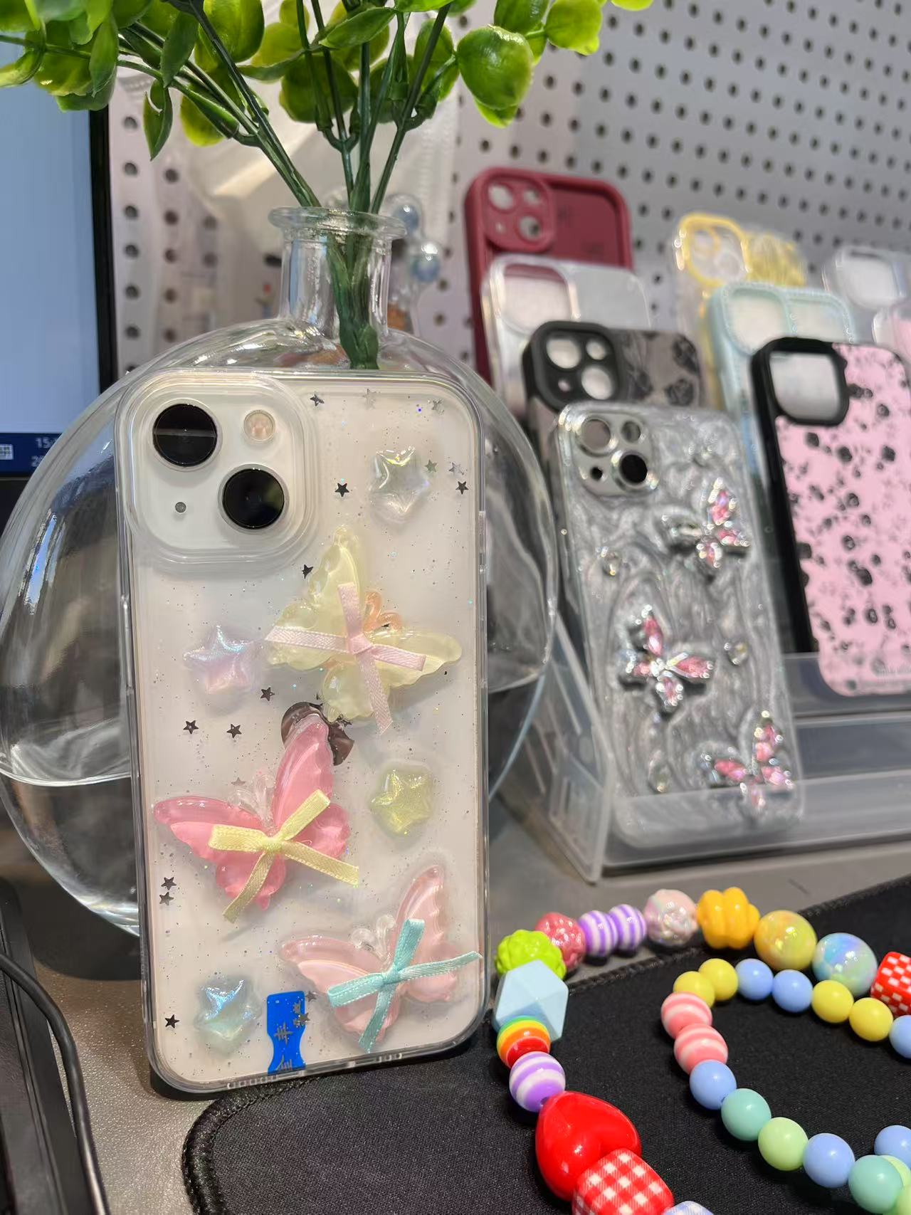 iPhone 用ケース キラキラ星 蝶々 リボン 白い ホワイト 透明 女性 人気 擦り傷防止 全面保護 耐衝撃 黄変対応