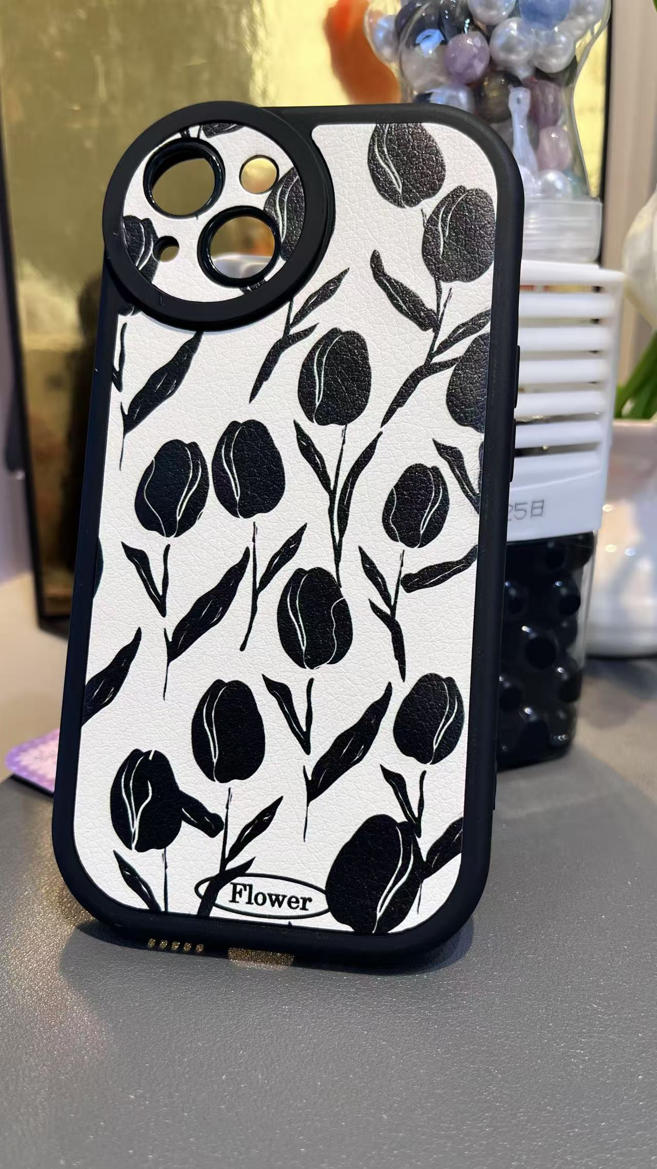 携帯ケース スマホ アイホン チューリップ 黒い しろくろ 軽量ケース 衝撃対応 フルカバー 落下実験 精密開口 カバー for Iphone レンズ保護