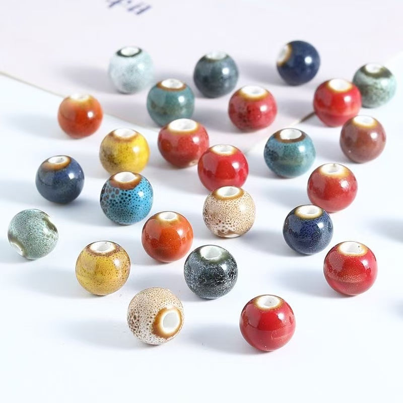C.<AB00>陶磁器の散珠・丸珠・花釉・大穴のビーズで DIY アクセサリーの手作り材料キット（猫頭のビーズ送り）